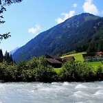 Apartament Arve St. Leonhard im Pitztal